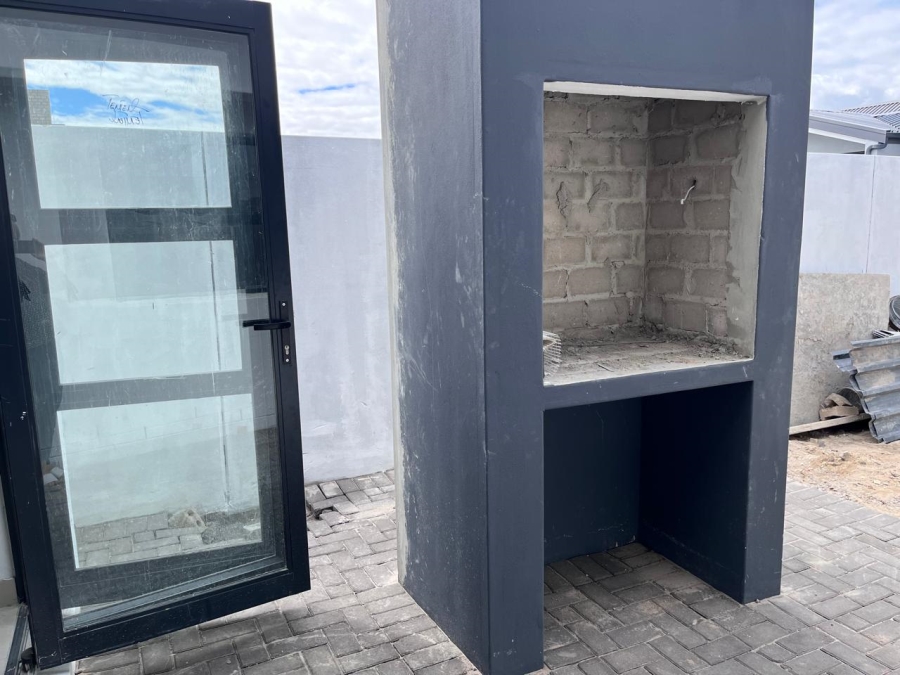 3 Bedroom Property for Sale in Sandown Western Cape